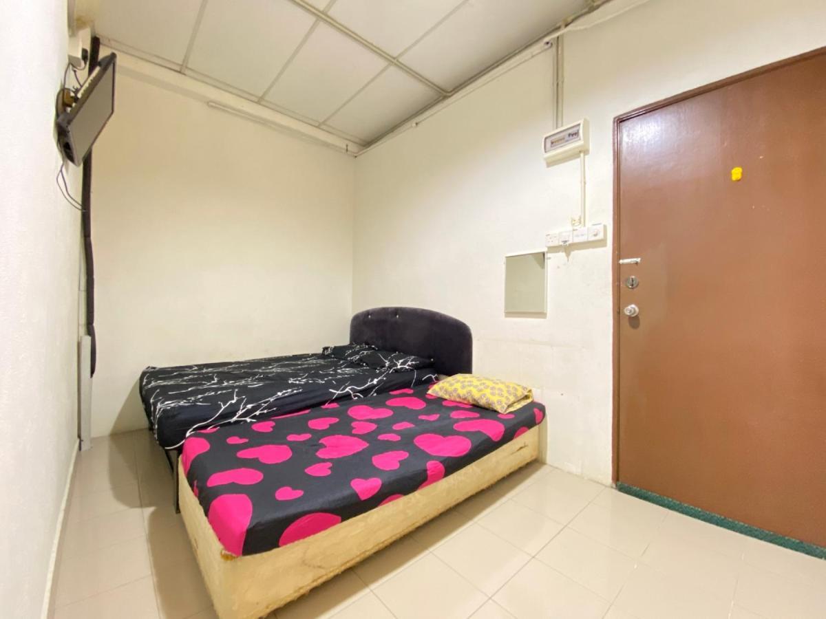 Spot On 90293 Sk Budget Hotel George Town Esterno foto