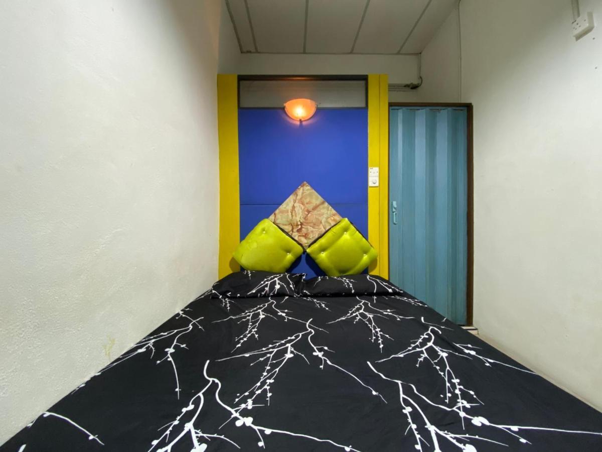 Spot On 90293 Sk Budget Hotel George Town Esterno foto
