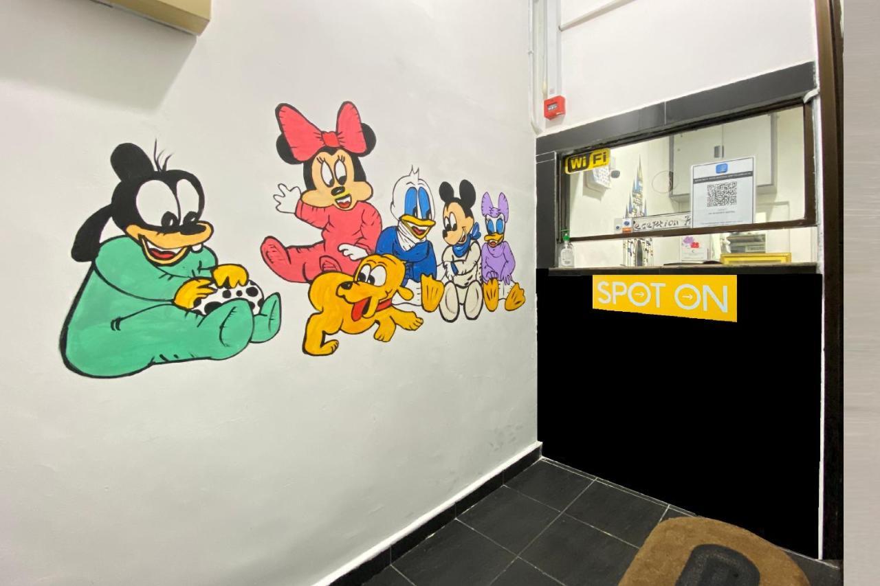 Spot On 90293 Sk Budget Hotel George Town Esterno foto